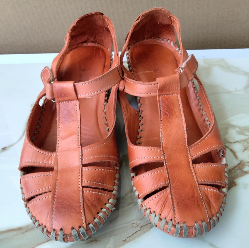 Veroni Woman Leather sandals